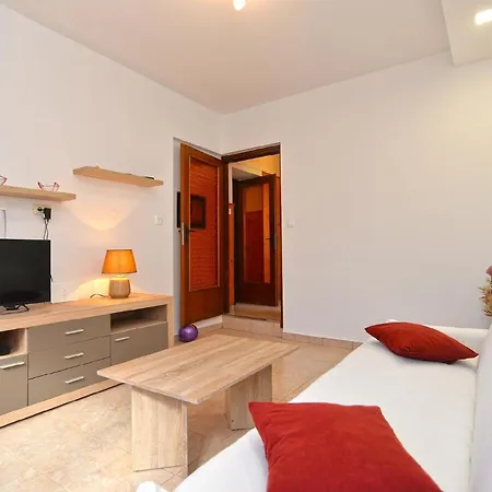 Fuer 7 Personen Ca 120 Qm In Grandici, Istrien Bucht Von Rasa *
