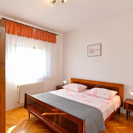 Fuer 7 Personen Ca 120 Qm In Grandici, Istrien Bucht Von Rasa * Grandici