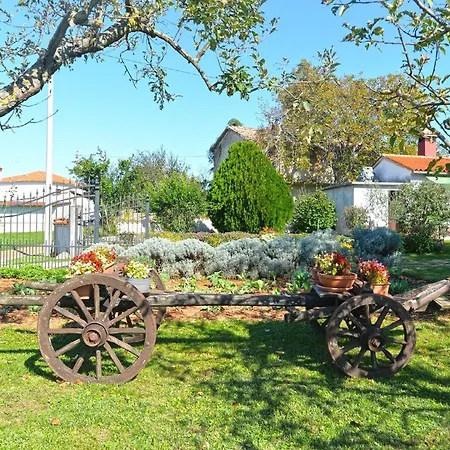 Holiday home Fuer 7 Personen Ca 120 Qm In Grandici, Istrien Bucht Von Rasa Grandici